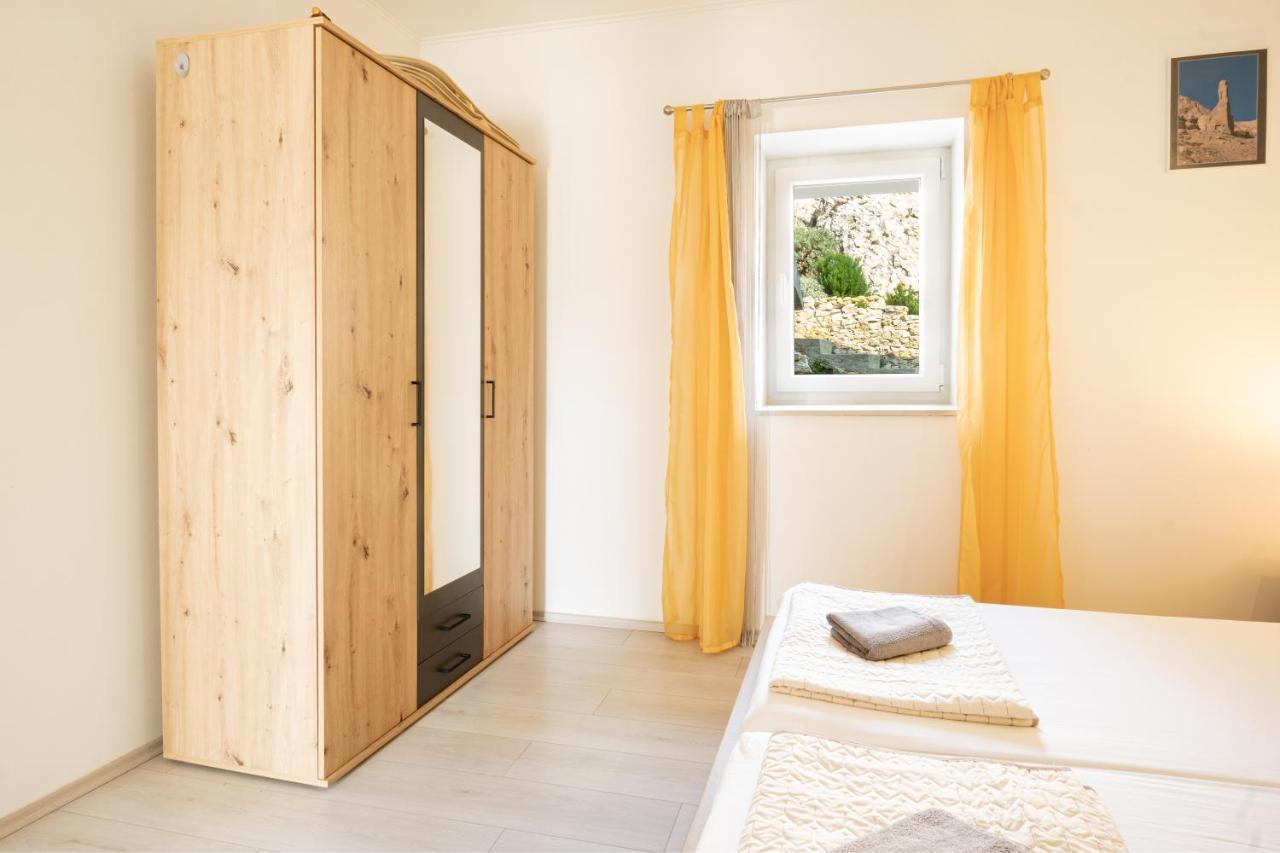 Apartamento Modern Oceanview Metajna Exterior foto